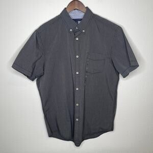 Tommy Hilfiger Classic Fit Short Sleeve Button Down Shirt Men’s L Pinstripe NWT